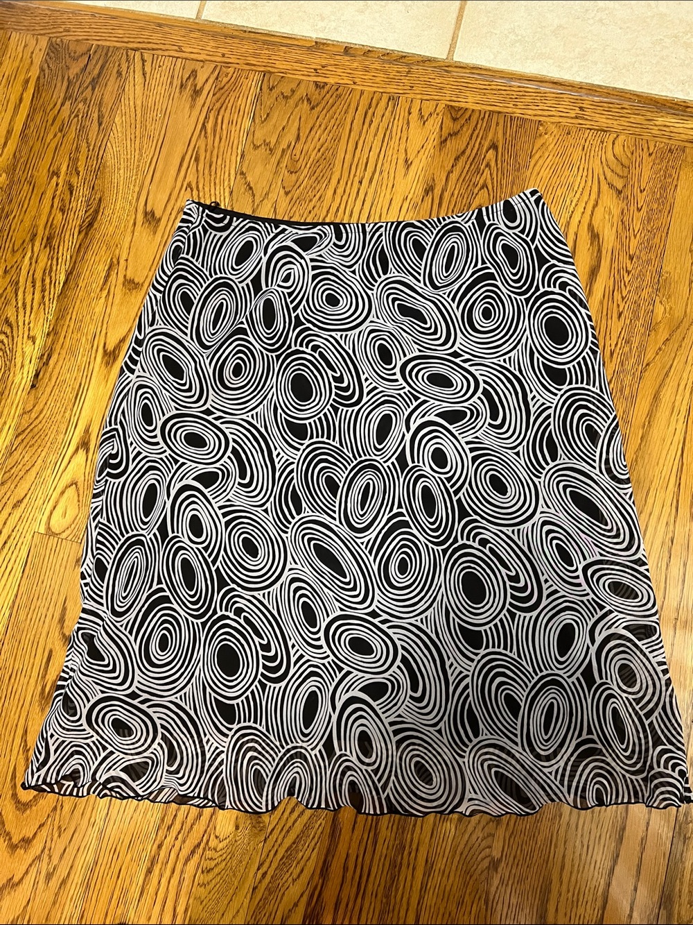 AB Studio Black & White Graphic A-Line Skirt